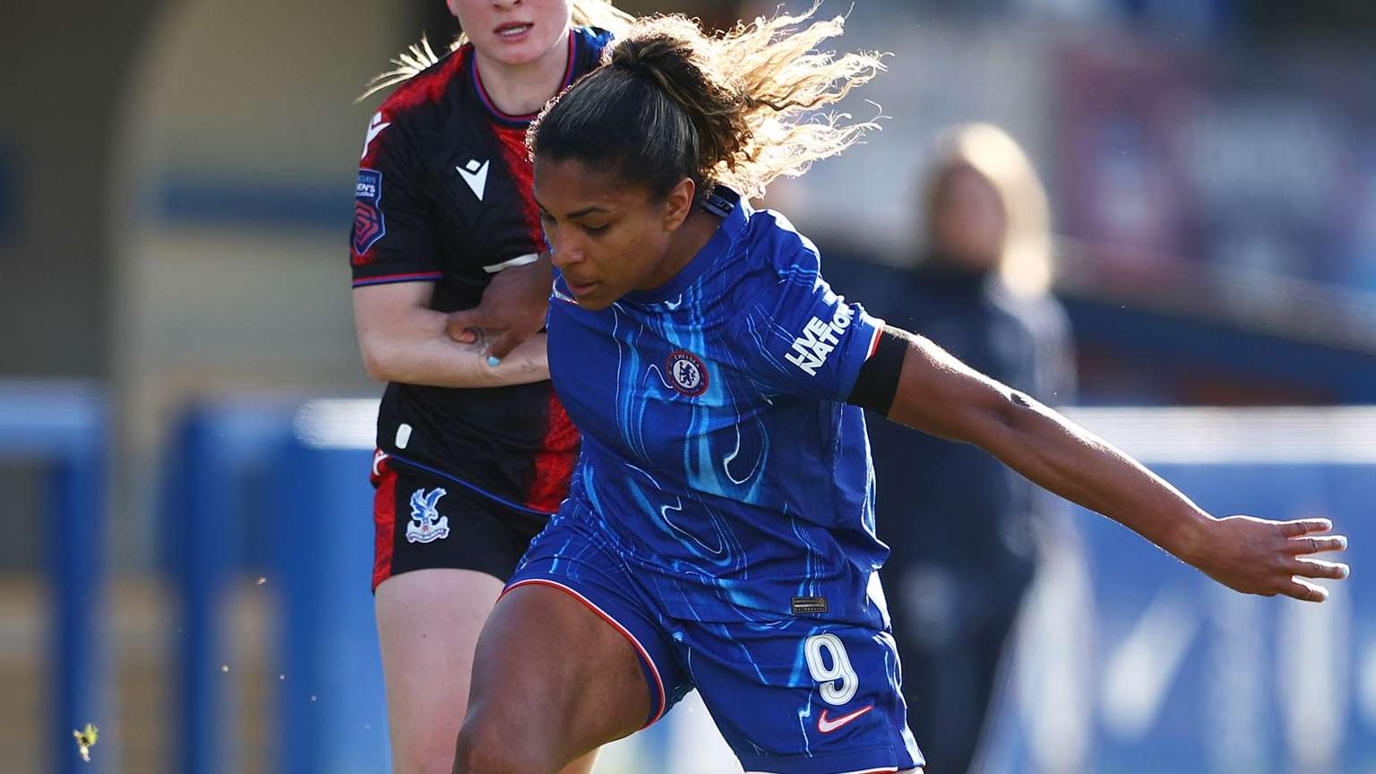 使得他在防 使得他在防